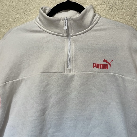 Puma Women's White Cropped Sweatshirt. Excellent Condition. Size XL. - Picture 2 of 12